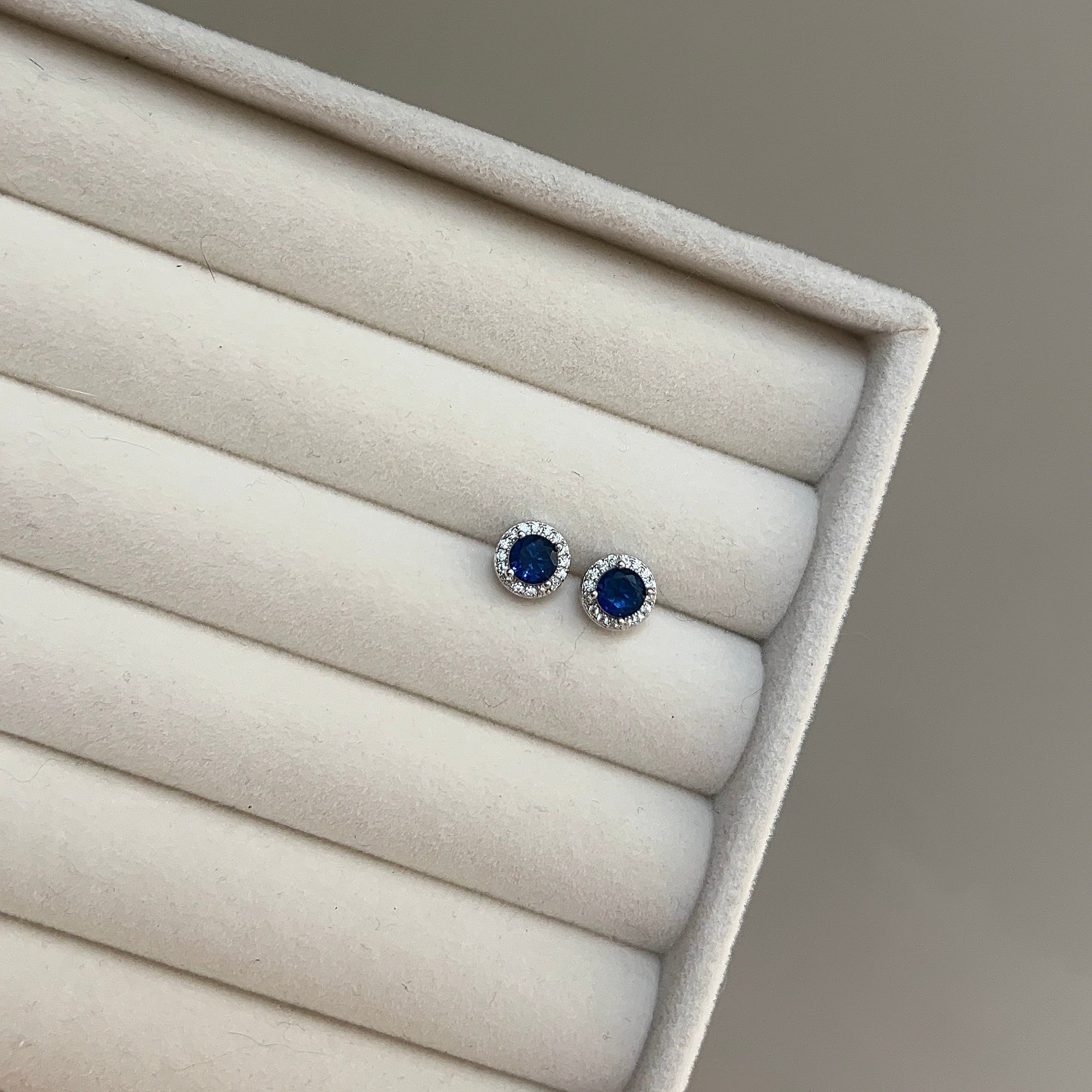 GALA EARRINGS