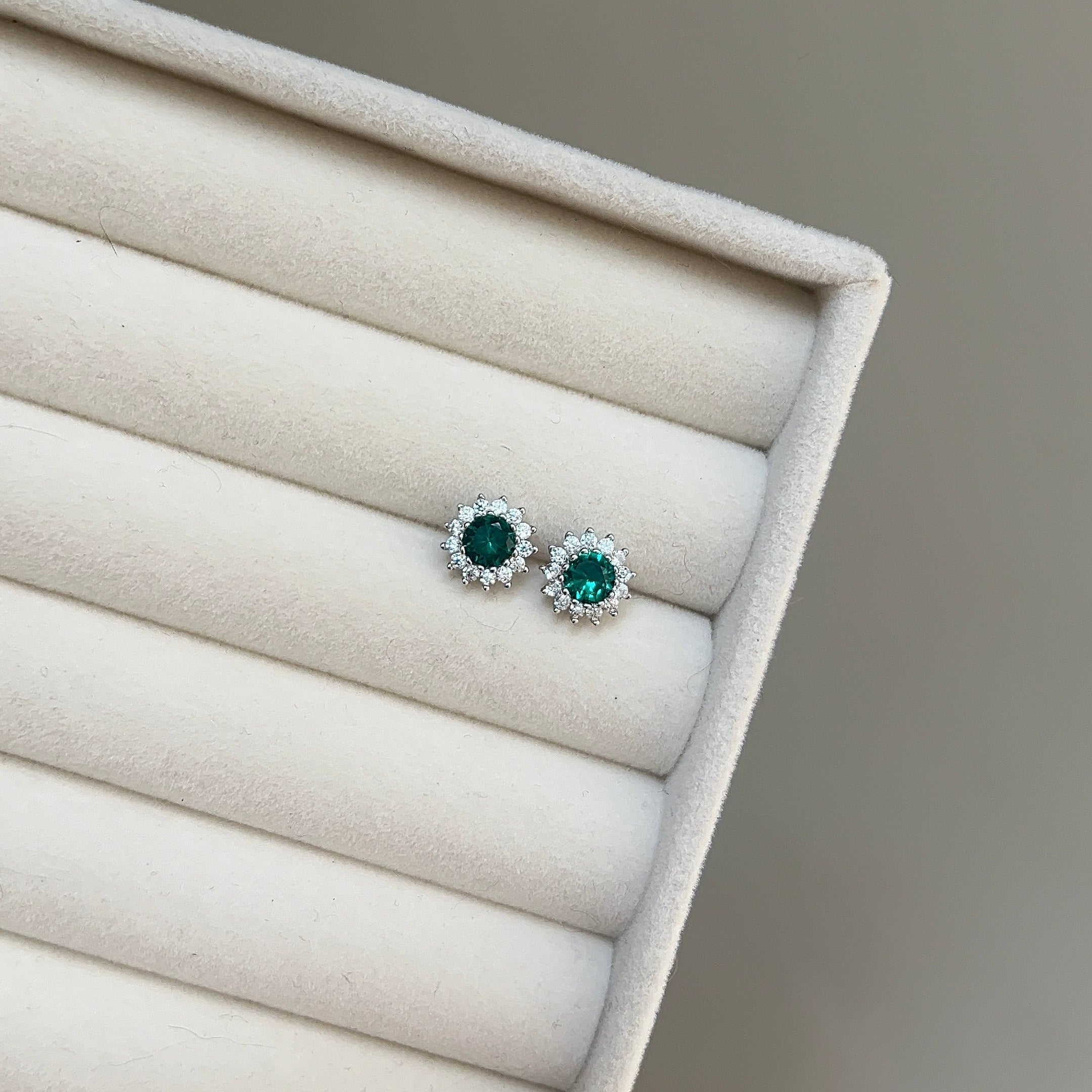 OLIVIA EARRINGS