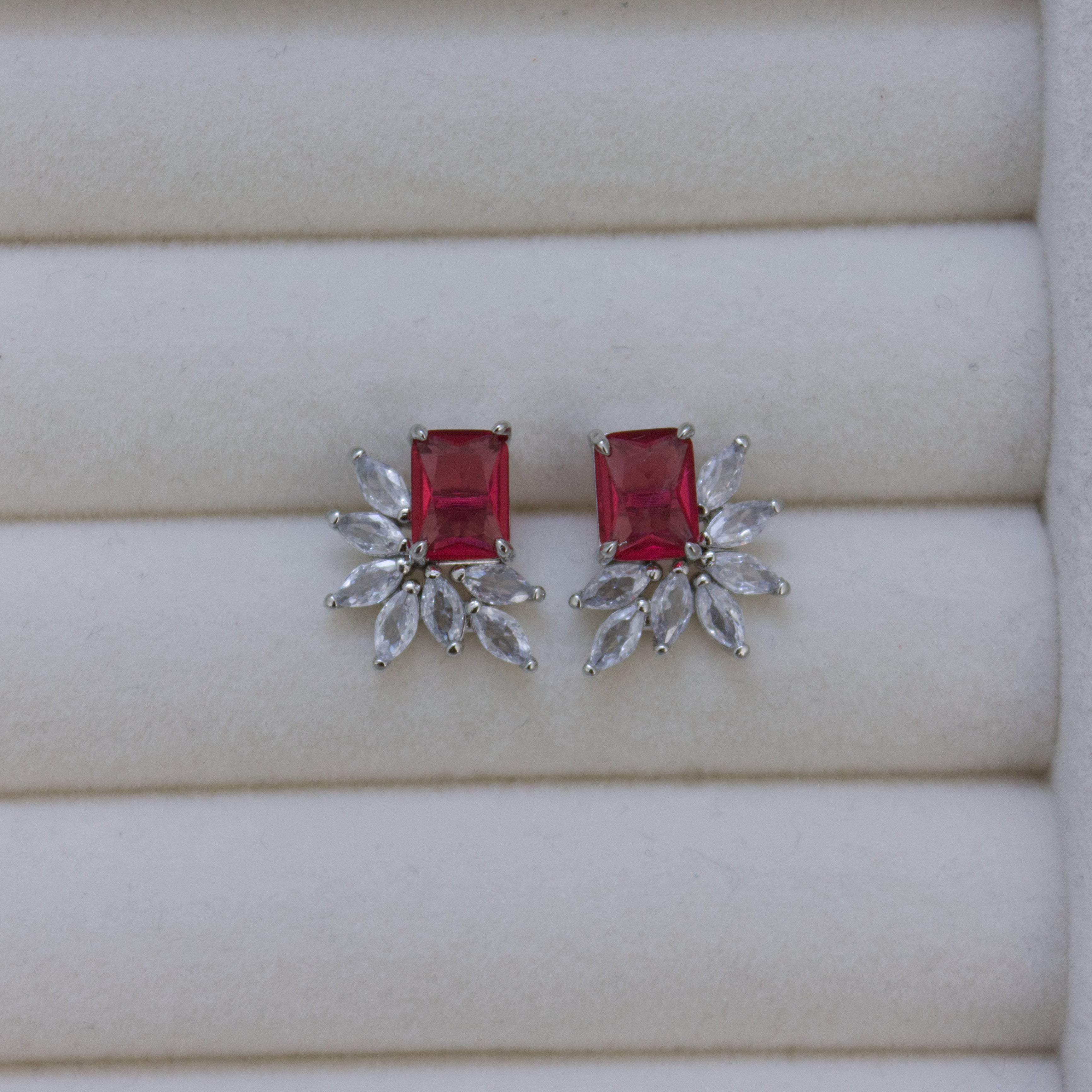 INÉS